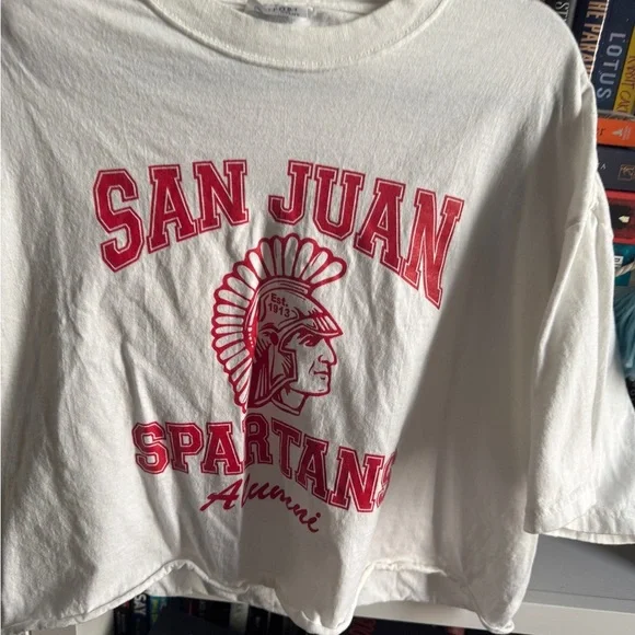 San Juan Spartans Alumni graphic retro vintage White T-Shirt tee shirt crop top - Picture 2 of 4